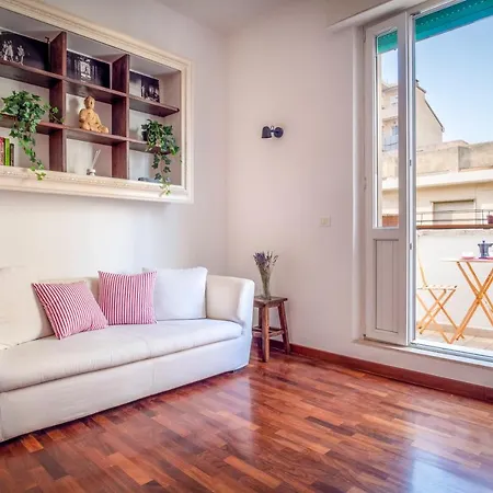 Vicino Al Porto, Con Parcheggio * Livourne