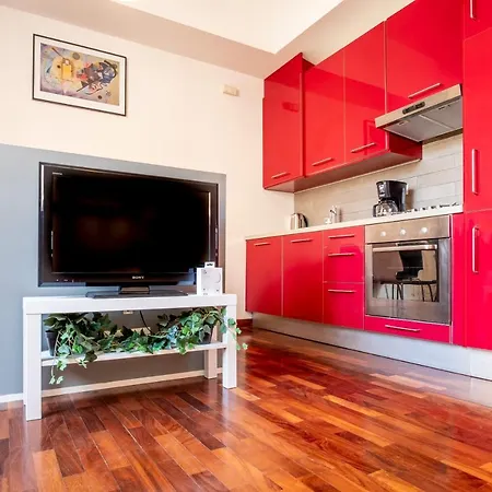 Apartament Vicino Al Porto, Con Parcheggio *